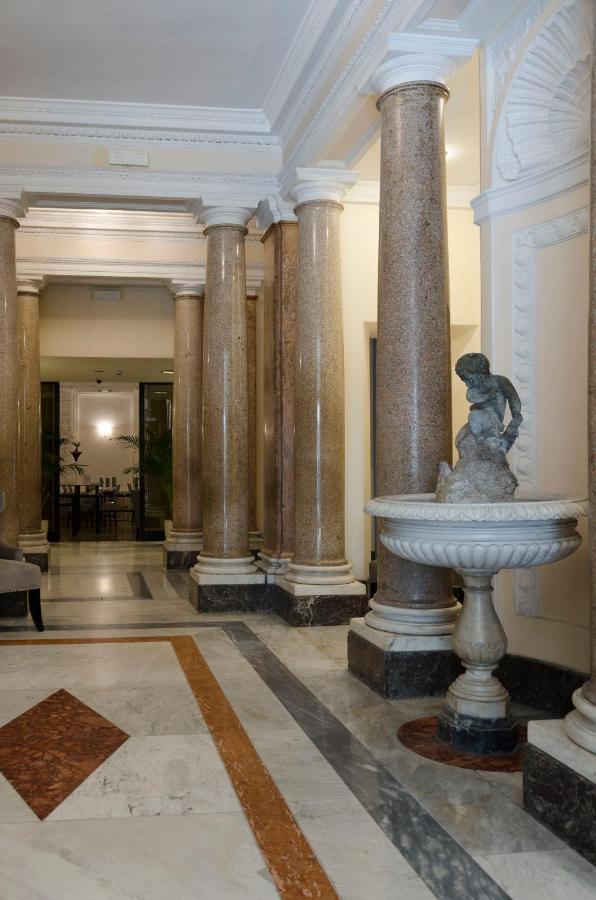 Hotel Traiano Róma Kültér fotó