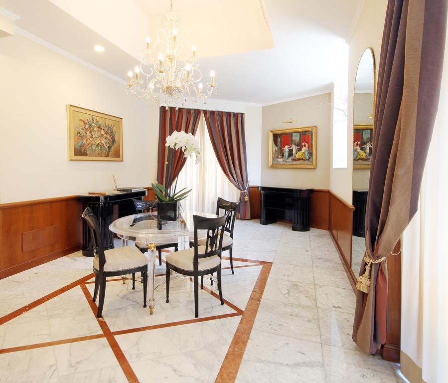 Hotel Traiano Róma Kültér fotó
